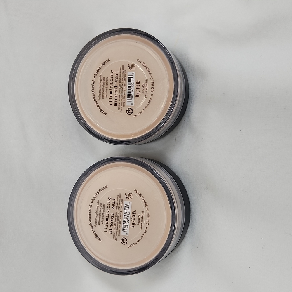 NIP Lot of 2 bareMinerals Illuminating Mineral Veil
